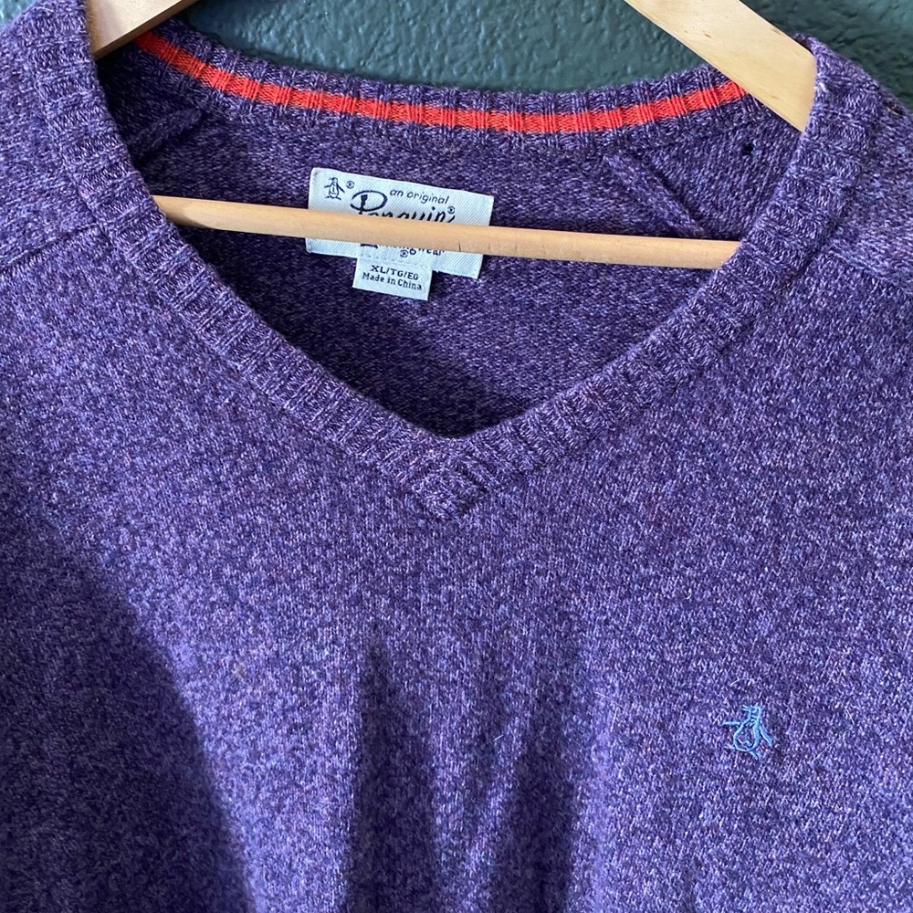 🔮Penguin light sweater🔮 - Picture 3 of 5